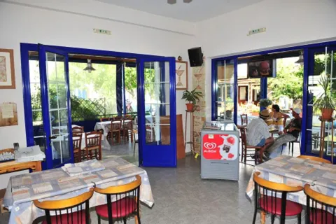 Parthenon Appartementen in Skoutaros — foto 17