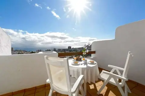 Beverly Hills Suites in Arona — foto 16