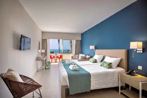 Leonardo Laura Beach & Splash Resort in Paphos — foto 15