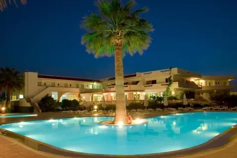 Sabina Hotel in Θεολόγος — foto 23