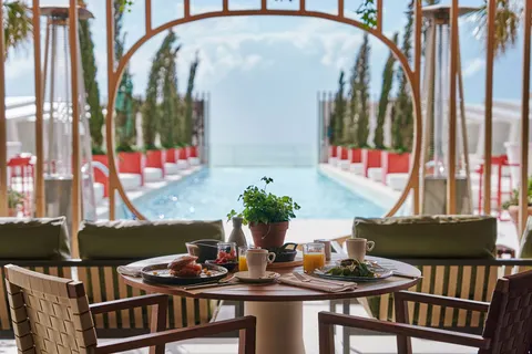 Fly & Go Higueron Hotel Malaga, Curio Collection by Hilton in Fuengirola — foto 27