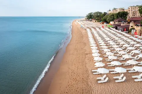 Hotel Astoria in СПА център Ривиера Бийч — foto 17