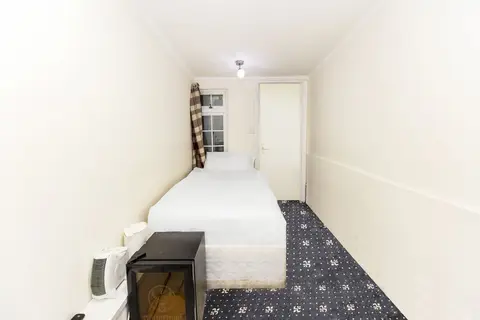 Old Oak Tree Inn in Londen — foto 18