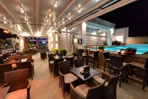 Mondial in Tirana — foto 21