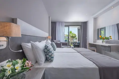 Dionysos Hotel & Suites in Δημοτική Ενότητα Παλλήνης — foto 13