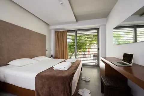 Oktober Downtown Boutique Hotel in Rhodos — foto 5