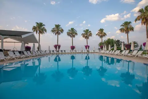 Falcon Hotel in Muratpaşa — foto 2
