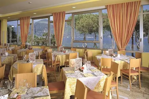 Park Hotel Casimiro Village in San Felice del Benaco — foto 15