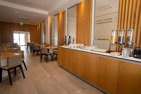 Vrachia Beach Resort in Paphos — foto 22