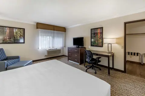Best Western Town & Country Lodge in Tulare — foto 11
