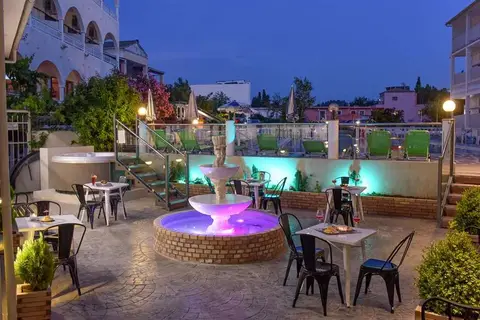 Palotel Luxury Hotel in Γουβιά — foto 5