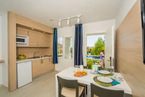 Holiday Center Santa Ponsa in Calvià — foto 17