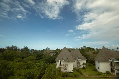 Neptune Village Beach Resort & Spa in Kinondo ward — foto 21
