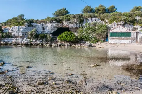 Xuroy in Sant Lluís — foto 12