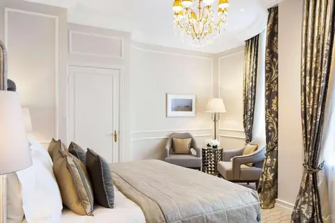 Fairmont Hotel Vier Jahreszeiten Hamburg in Hamburg — foto 22