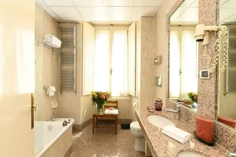 Bettoja Hotel Massimo D'Azeglio in Rome — foto 26