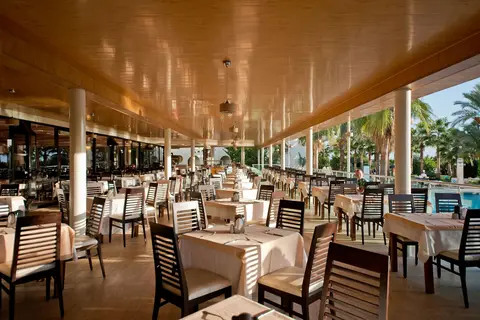 Mc Beach Resort Hotel in Alaşehir — foto 5