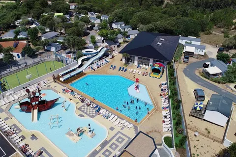 Camping L Anse Des Pins foto 1