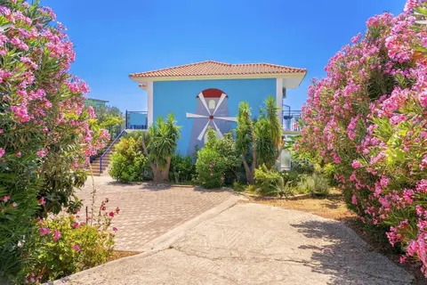 Milos Studios in Λουρδάτα — foto 6