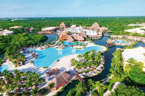 Grand Palladium White Sand Resort & Spa in Puerto Aventuras
