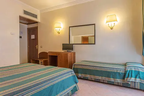 Raeli Hotel Regio in Rome — foto 16