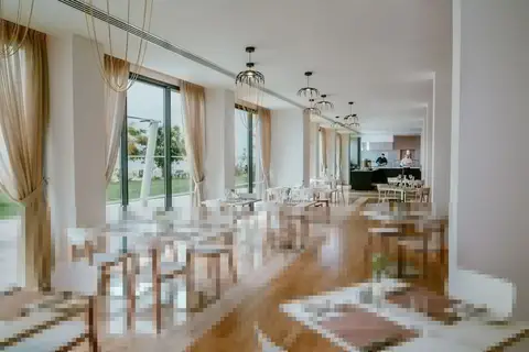 Lebay Beach Hotel in Oroklini — foto 16