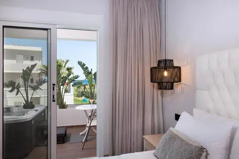 Delfina Tropic Beach in Georgioupolis — foto 27