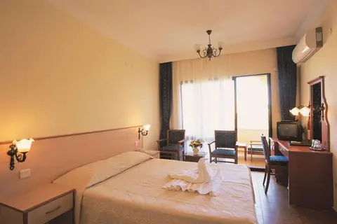 Dogan Paradise Beach in Menderes, foto 11