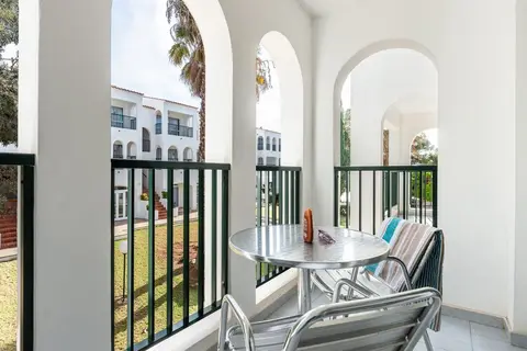 Apartamentos Vibra Caleta Playa in Ciutadella — foto 22