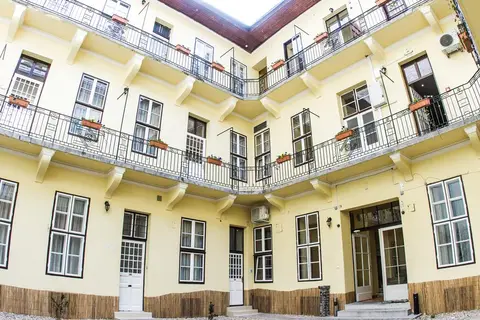Central 21 in Boedapest — foto 4