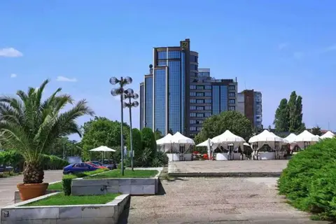 Rosslyn Dimiyat Hotel Varna in Рослин Димят Хотел Варна