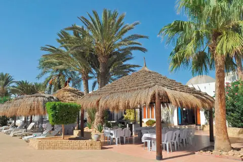 Cedriana Hotel in أولاد عمر — foto 8