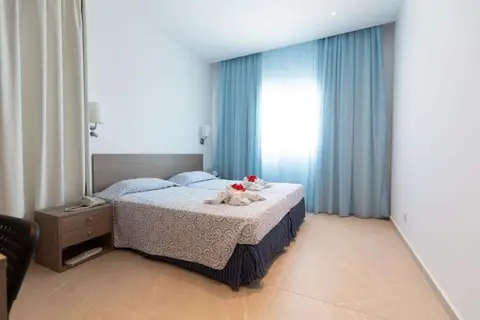 Tetyk Hotel & Suites Protaras in Παραλίμνι — foto 4