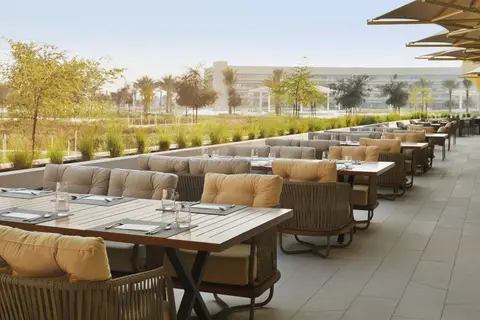 Erth Abu Dhabi in Abu Dhabi — foto 6