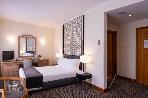 Hotel Mundial in Almada — foto 30