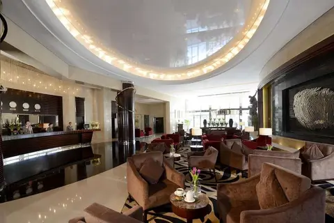 Grand Millennium Dubai in Dubai — foto 25