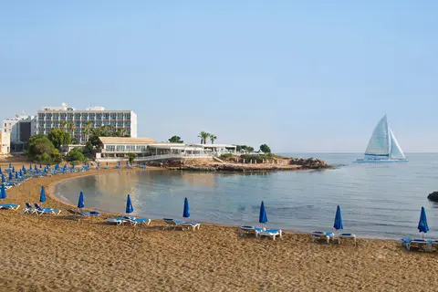 Pernera Beach Hotel in Παραλίμνι — foto 24