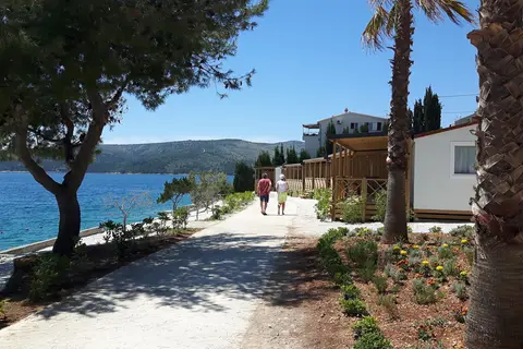 Amadria Park Camping Trogir Mobile homes in Seget Vranjica — foto 9