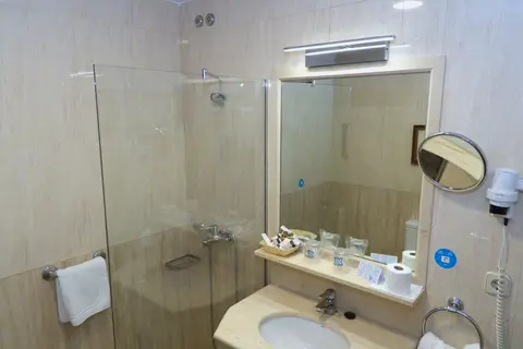 Hotel Los Condes in Madrid — foto 30