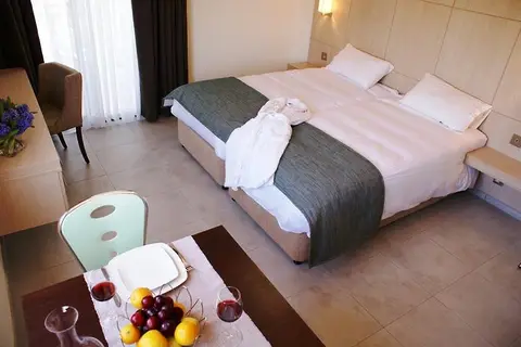 Anemi Hotel & Suites Paphos in Paphos — foto 19
