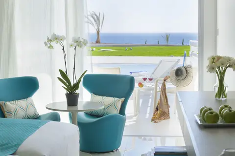 King Evelthon Beach Hotel and Resort in Paphos — foto 19
