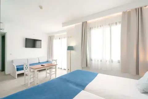 Guya Wave Hotel in Capdepera — foto 11