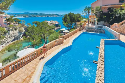 Hotel Petit Cala Fornells in Peguera — foto 5