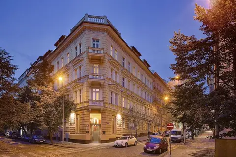 Hotel Mamaison Residence Belgická Prague in Praag