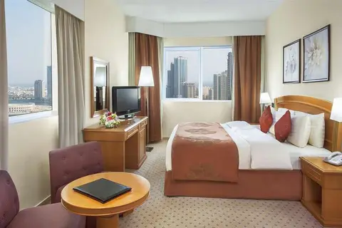 Golden Tulip Sharjah in Sharjah — foto 3