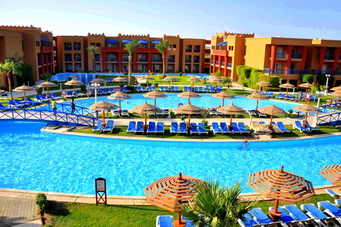 Hotel Titanic Beach Spa in Hurghada