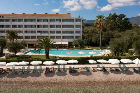 Elea Beach in Δασσιά — foto 2