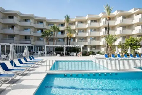 Globales Cala Bona Suites in Son Servera — foto 27