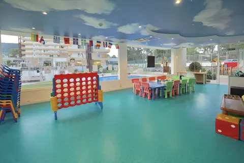 BQ Hotel Amfora Beach Hotel in Palma — foto 24