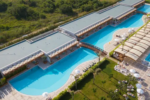 Baia Lara in Aksu — foto 8